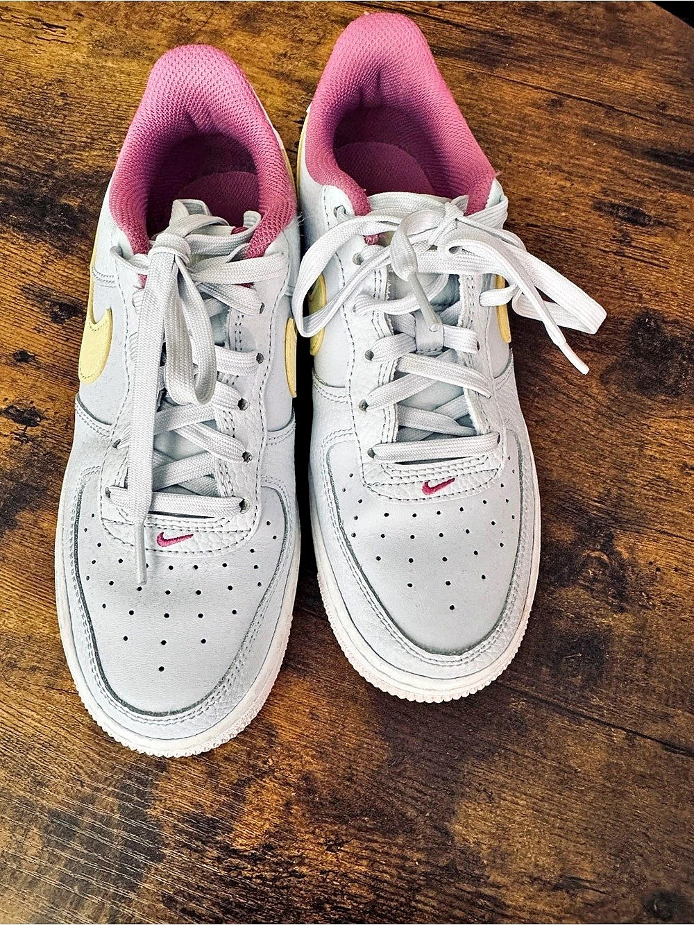 Nike Air Force 1 Low Women's light blue & Pink Sneakers